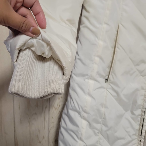 TAHARI White Zipper Up Thick Long Winter Coat - Picture 3 of 8